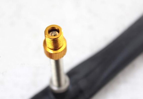 Démonte obus CLASSIQUE laiton pour valve Schrader ou Presta - Vélo 9