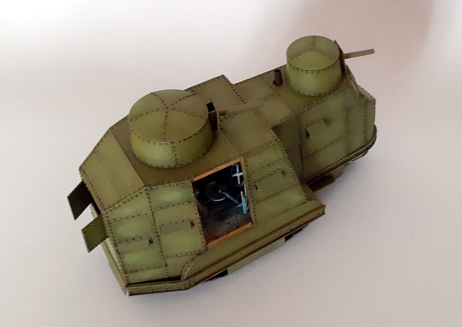 Caterpillar G9... Le premier char Américain a été construit pour le cinéma (Conversion Roden-1/35) - Page 9 663be07e0af72