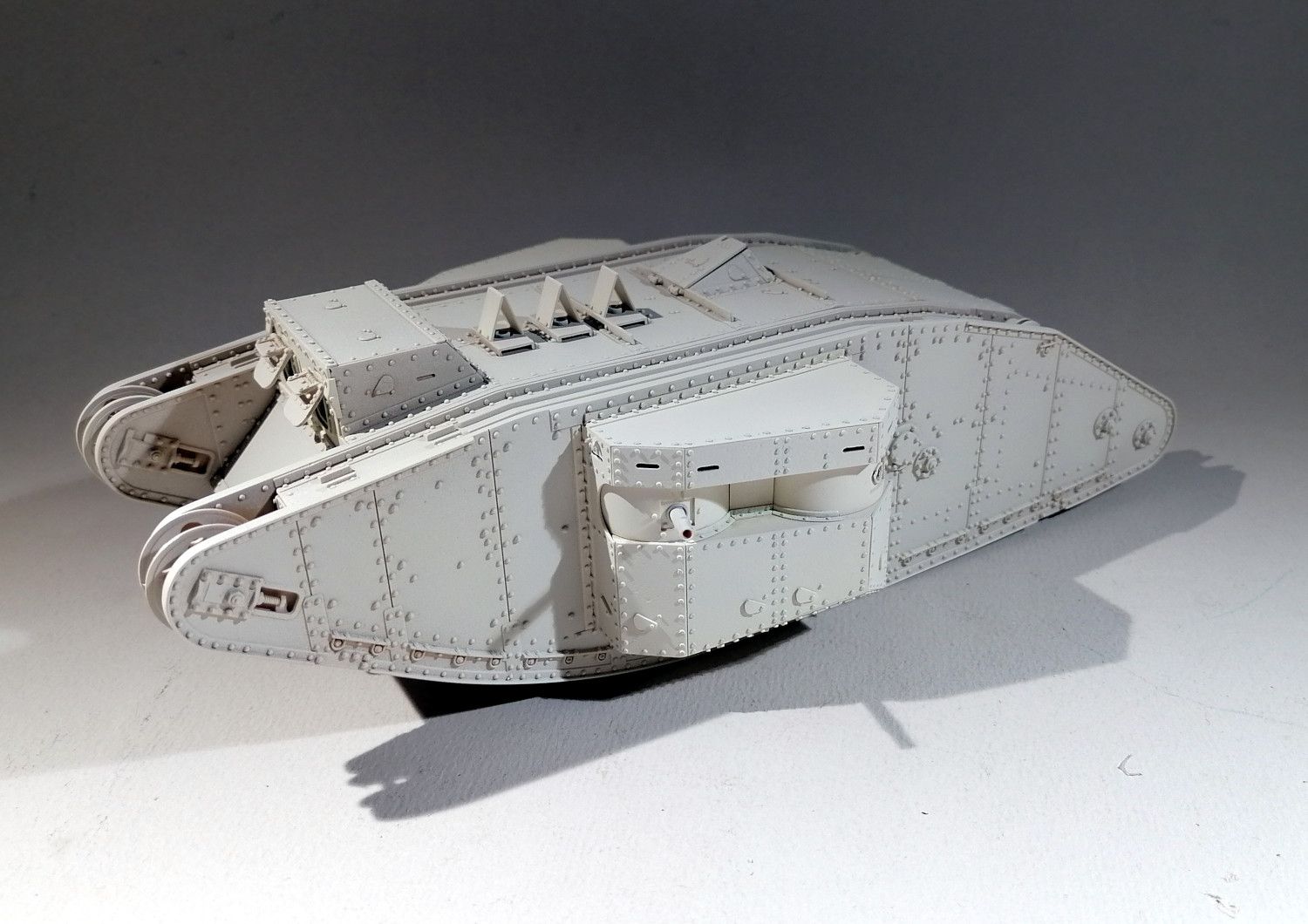 Tank Mark II femelle 1/35 - Conversion sur base Takom - Page 2 66b87de6bcf06