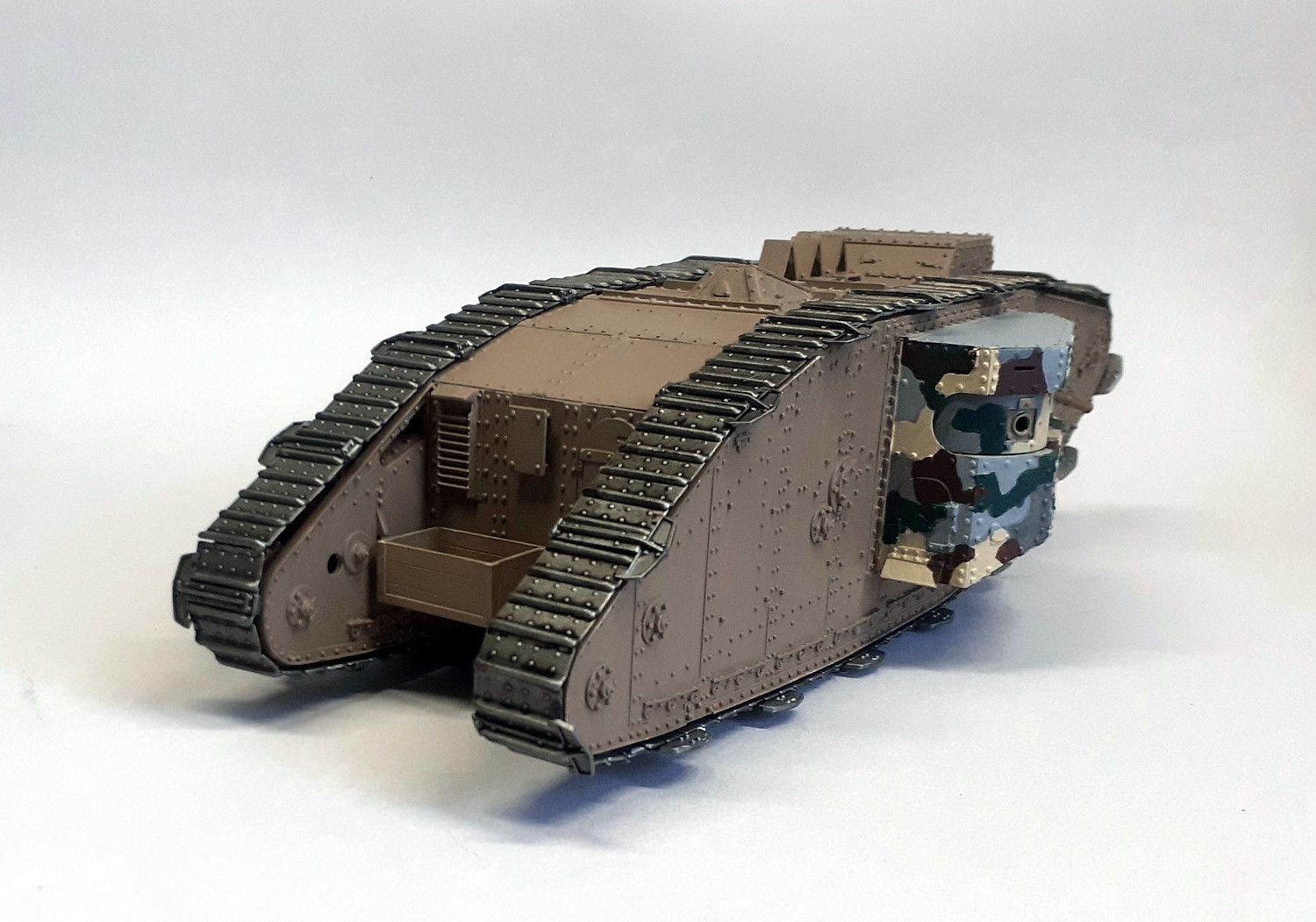 Tank Mark II femelle 1/35 - Conversion sur base Takom - Page 2 66ca462798d47