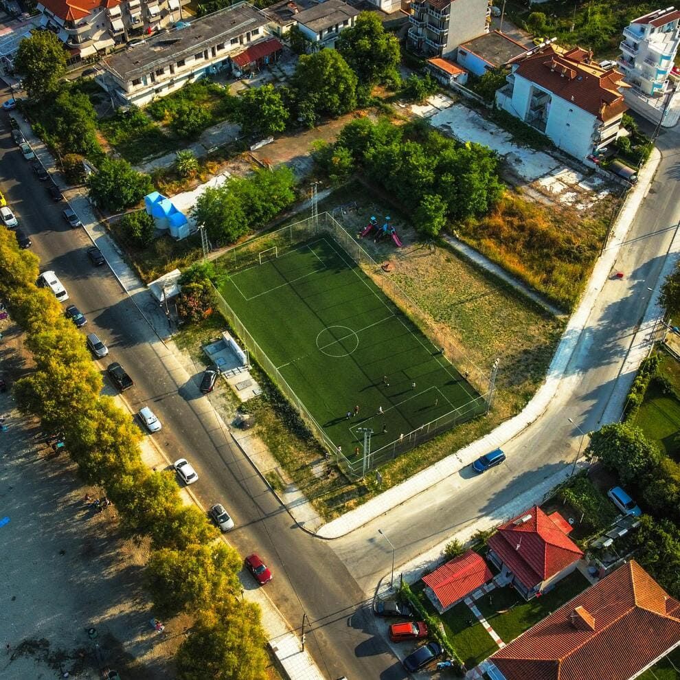 un terrain de foot