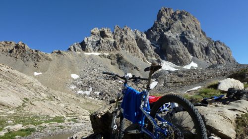 lac des 9 couleurs