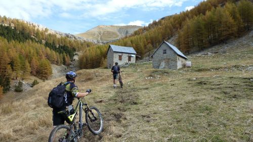 cabanes du pasquier