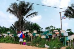 Entre Cayenne et Kourou, les boites aux lettres - Guyane