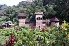 Le Chateau 'médiéval' en bois - Cacao - Guyane